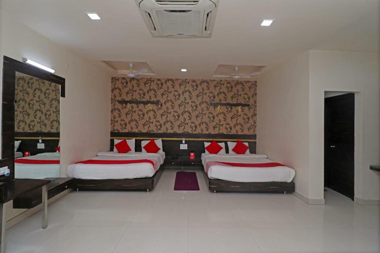 Oyo 29012 Gayatri Palace Hotel Durg Luaran gambar