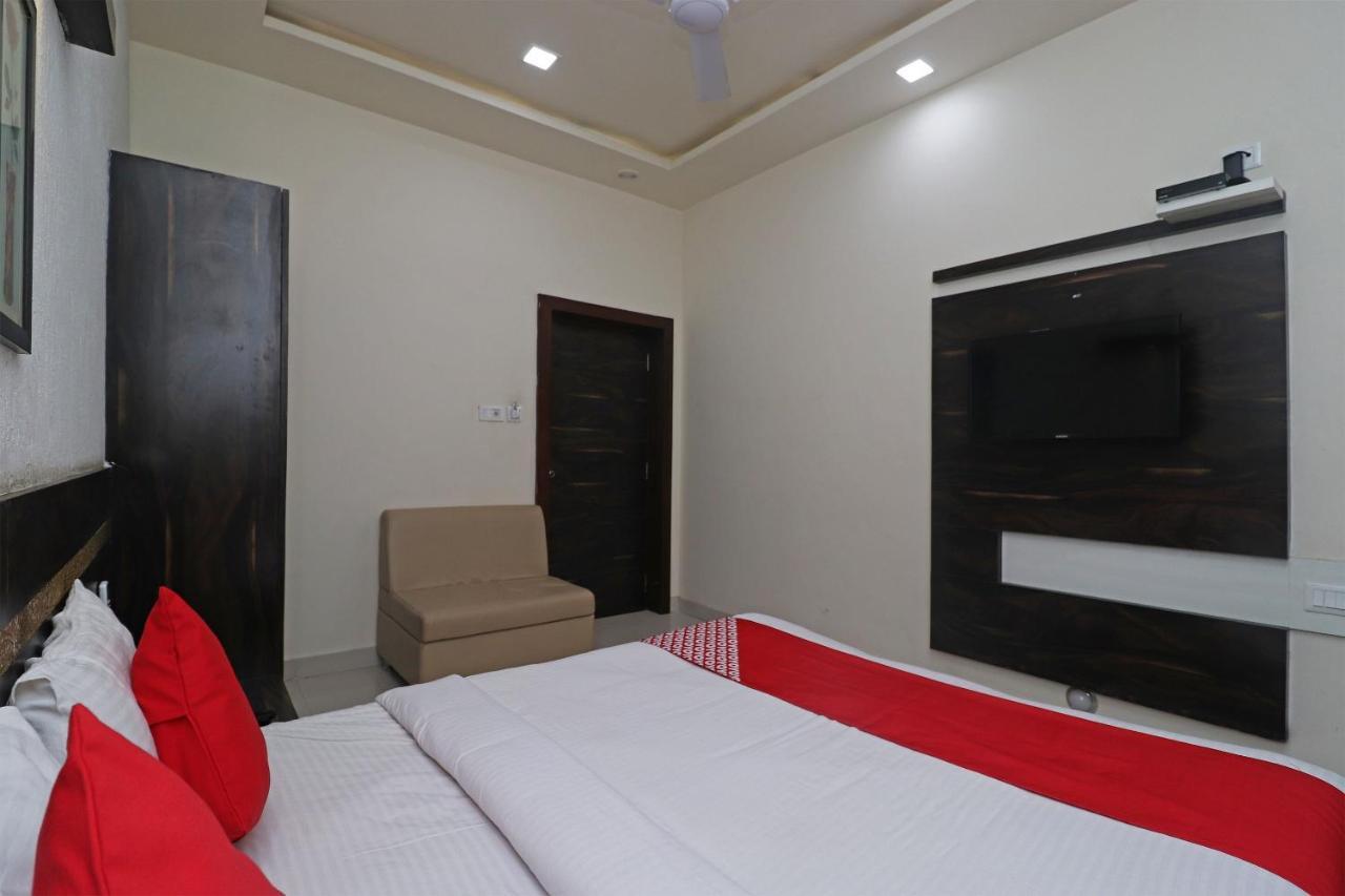 Oyo 29012 Gayatri Palace Hotel Durg Luaran gambar